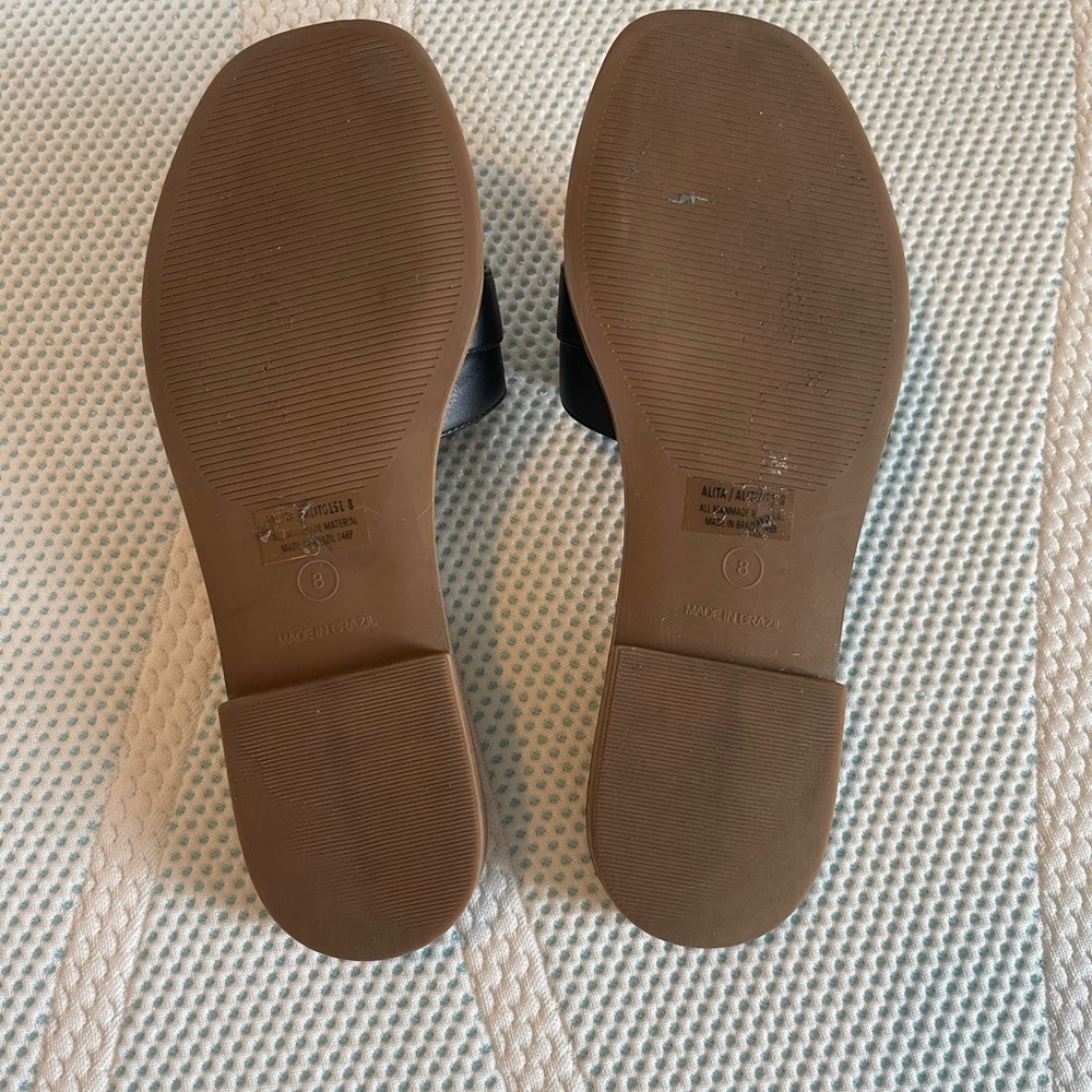 STEVE MADDEN Black Slide Sandals with Gold Buckle - Picture 4 of 4